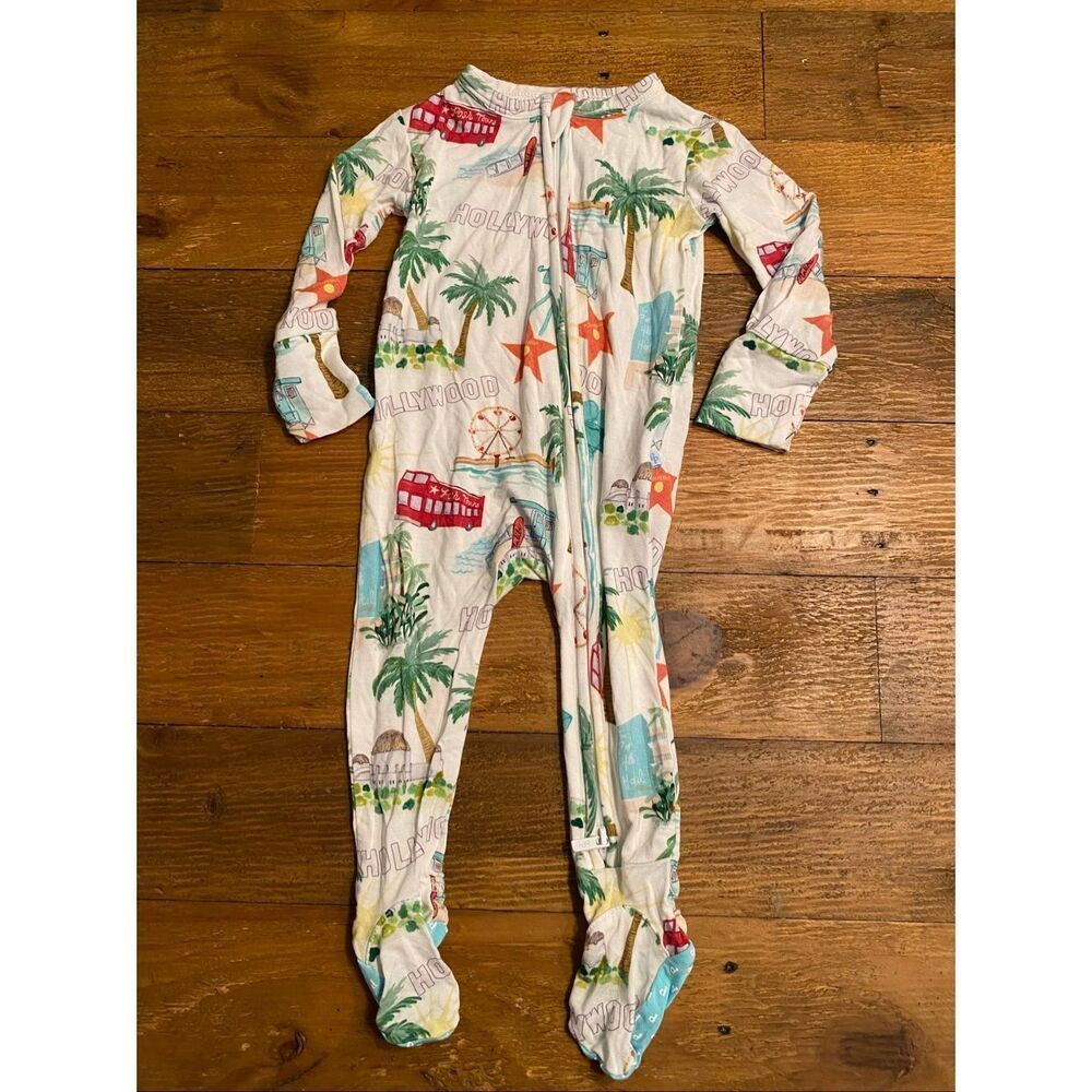 Posh Peanut 3-6 month one piece zip up outfit pajama baby Hollywood California